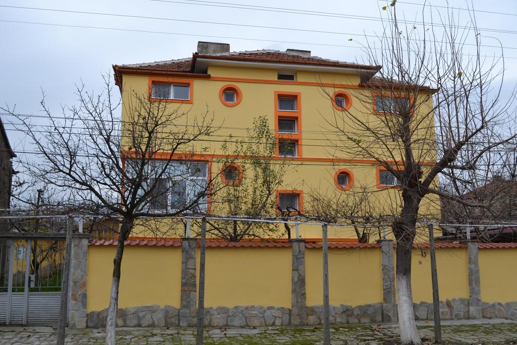 Marinovata Kashta Guest House Veliki Preslav Εξωτερικό φωτογραφία