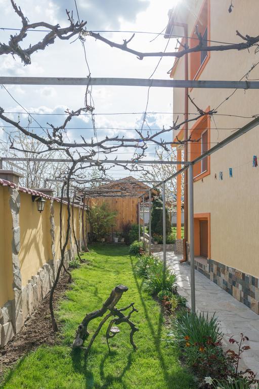 Marinovata Kashta Guest House Veliki Preslav Εξωτερικό φωτογραφία