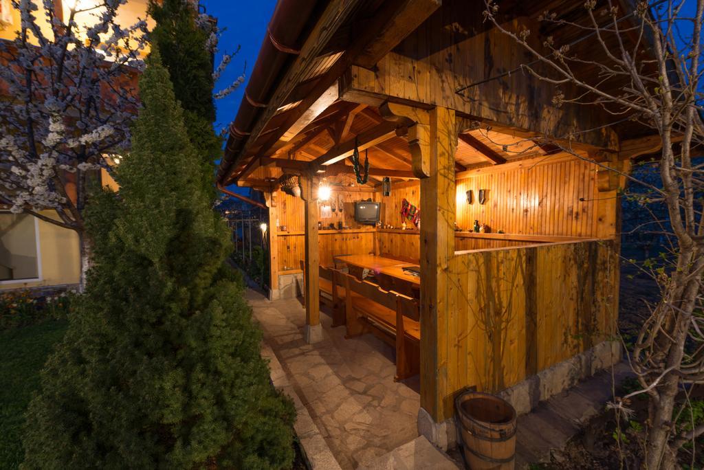 Marinovata Kashta Guest House Veliki Preslav Εξωτερικό φωτογραφία