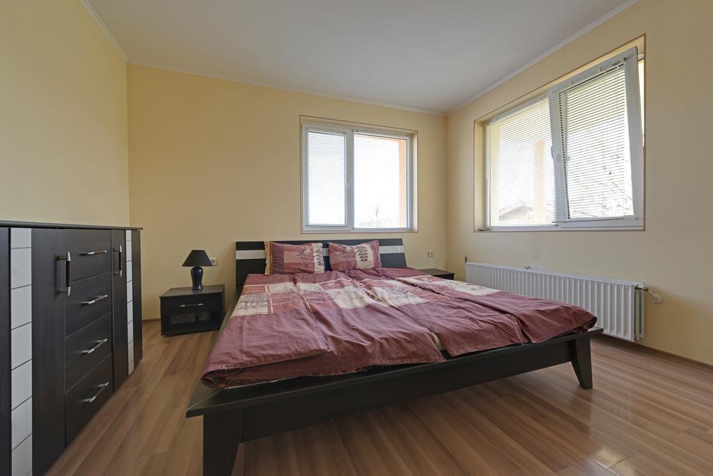 Marinovata Kashta Guest House Veliki Preslav Εξωτερικό φωτογραφία